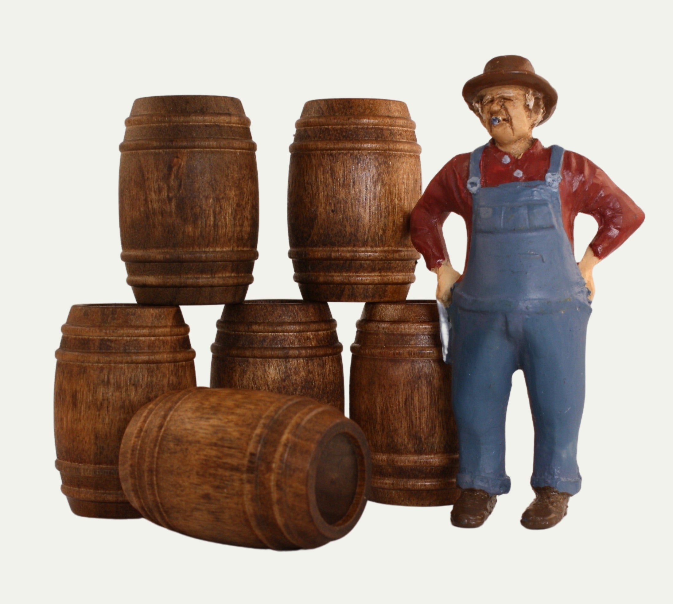 Kegs Whiskey - Brown - Set of 6 - 1:24 Scale - 101-0610