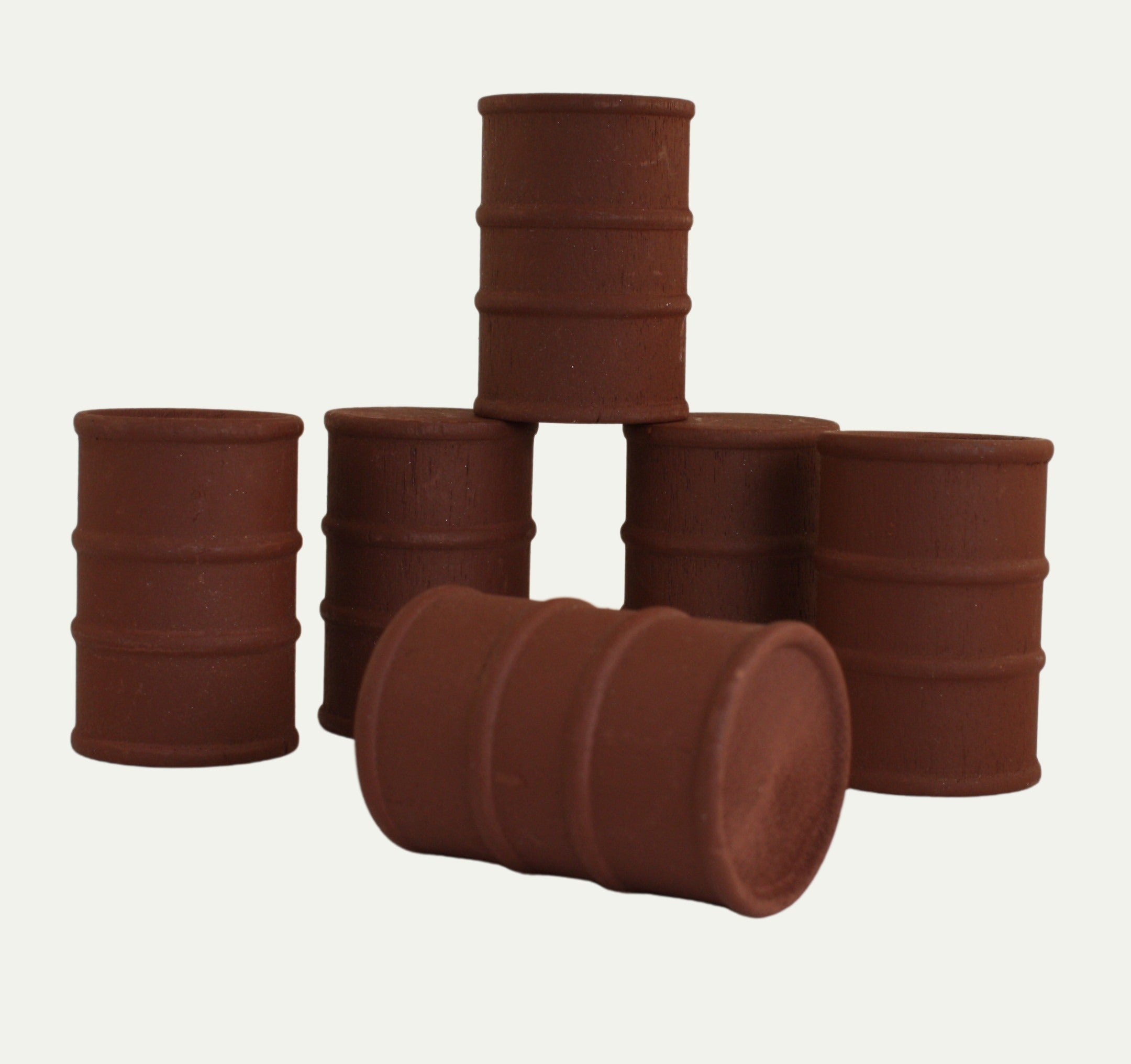 Barrels - Rusty Red  - Set of 6 - 1:24 Scale - 101-0611