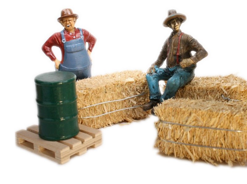 Hay Bales - G Scale - Real Hay - 2" Long - 101-0802