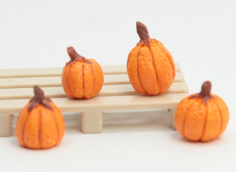 Realistic Pumpkin - Set of 4 - XC-0102