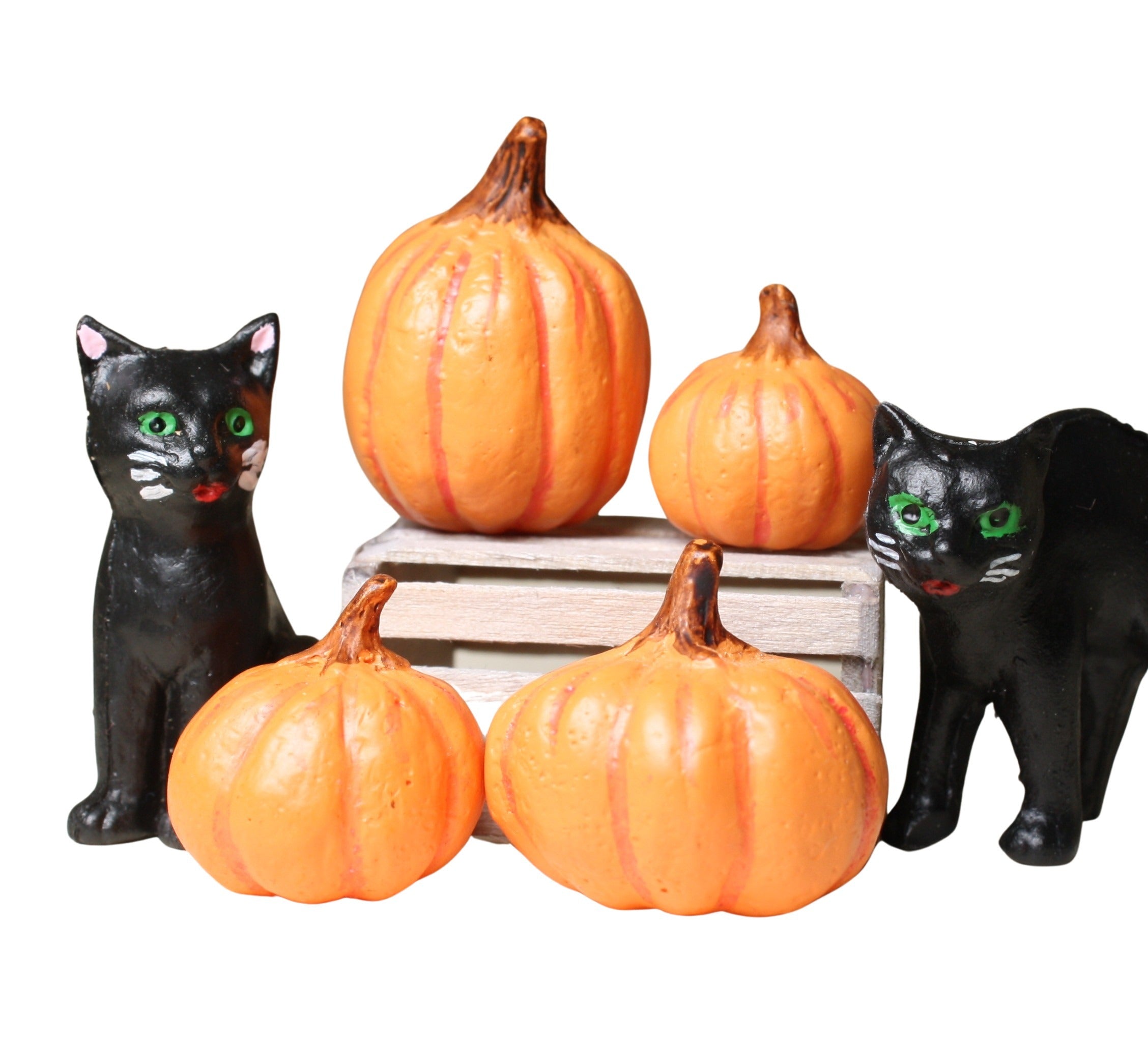 Pumpkins - Resin - Set of 4 - Different Sizes 1"  - 204-8822