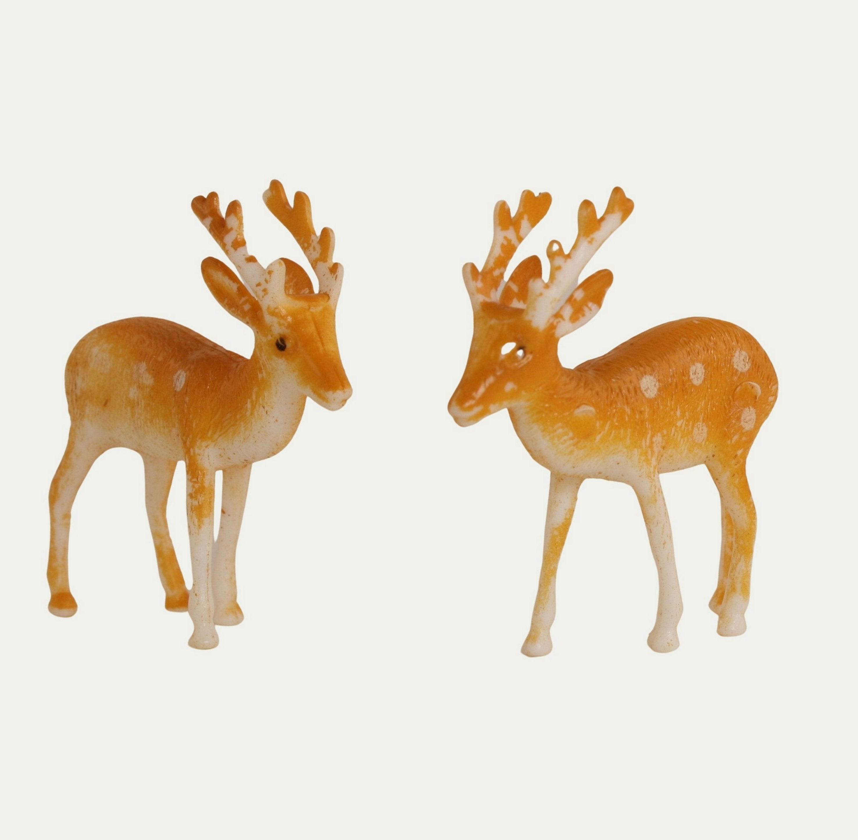 Deer - Retro Reindeer - Buckskin - 1.5" - Set of 4 - 204-8830