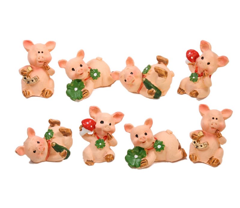 Pigs - 1" Tall - Set of 4 - Dollhouse Minis - 205-6506