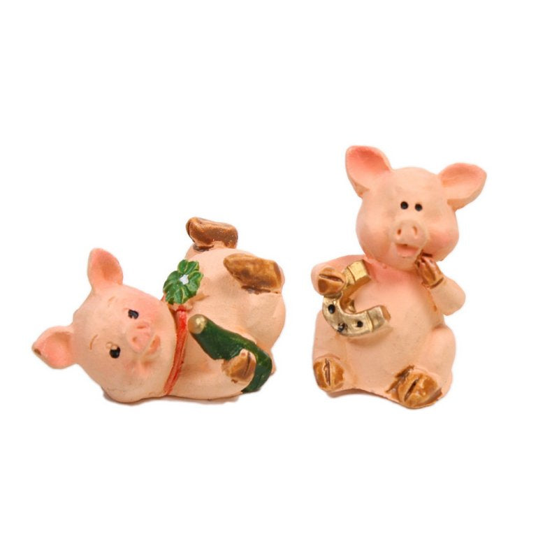 Pigs - 1" Tall - Set of 4 - Dollhouse Minis - 205-6506