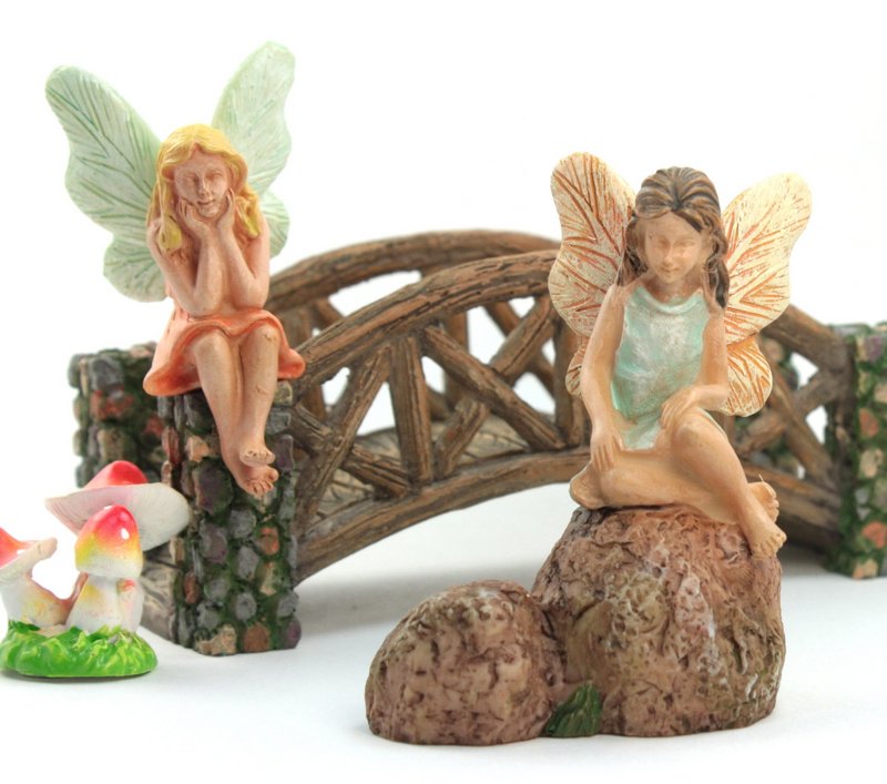 Fairy - Sitting on a Rock -  2 3/4" Tall - 207-1023