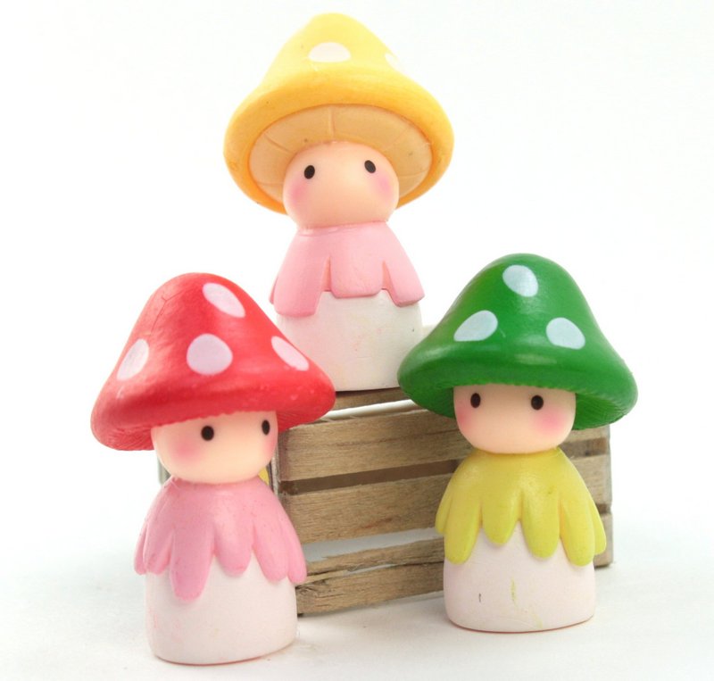 Mushroom People - 1 1/2" Tall Set of four - 207-1202