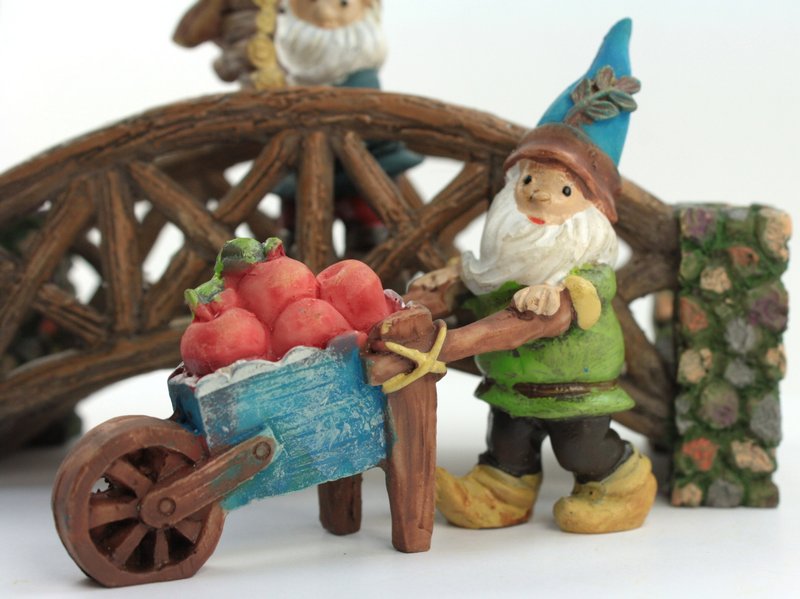 Forest Gnome Elf - Firewood Gathering - 2"  - 207-6087