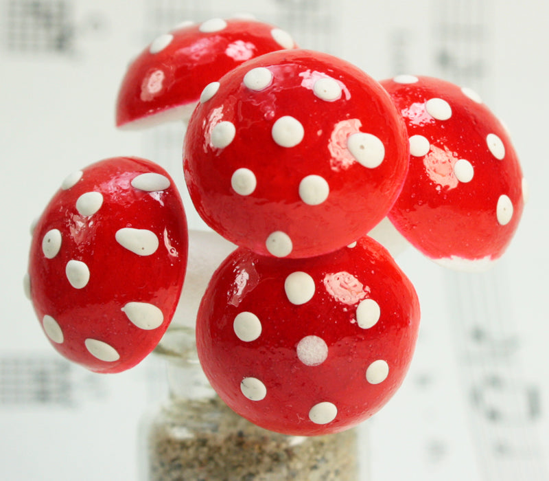 Red - Large Cotton Spun Mushrooms  - Set of 10 - (218-0114)