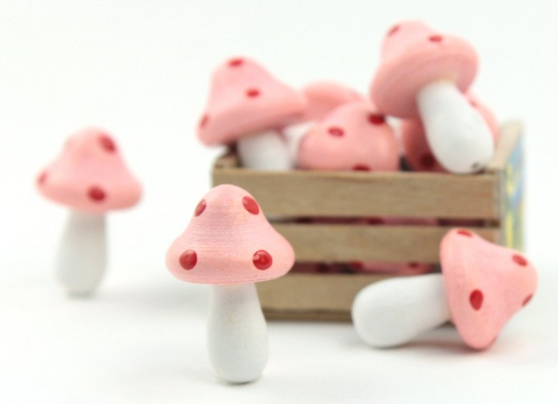 Pink - Wood - Hand Crafted - 3/4" Mushrooms 218-0127