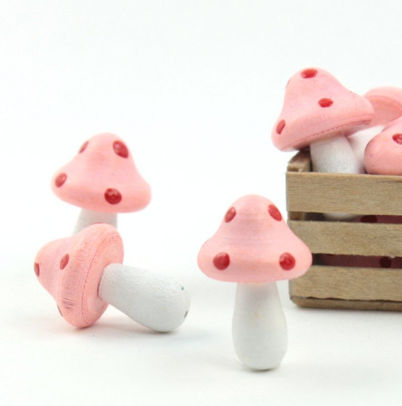 Pink - Wood - Hand Crafted - 3/4" Mushrooms 218-0127