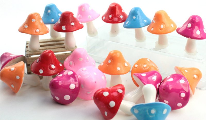 Colorful Mushroom Mix! - 1" Resin Mushrooms -16pcs - 218-0144