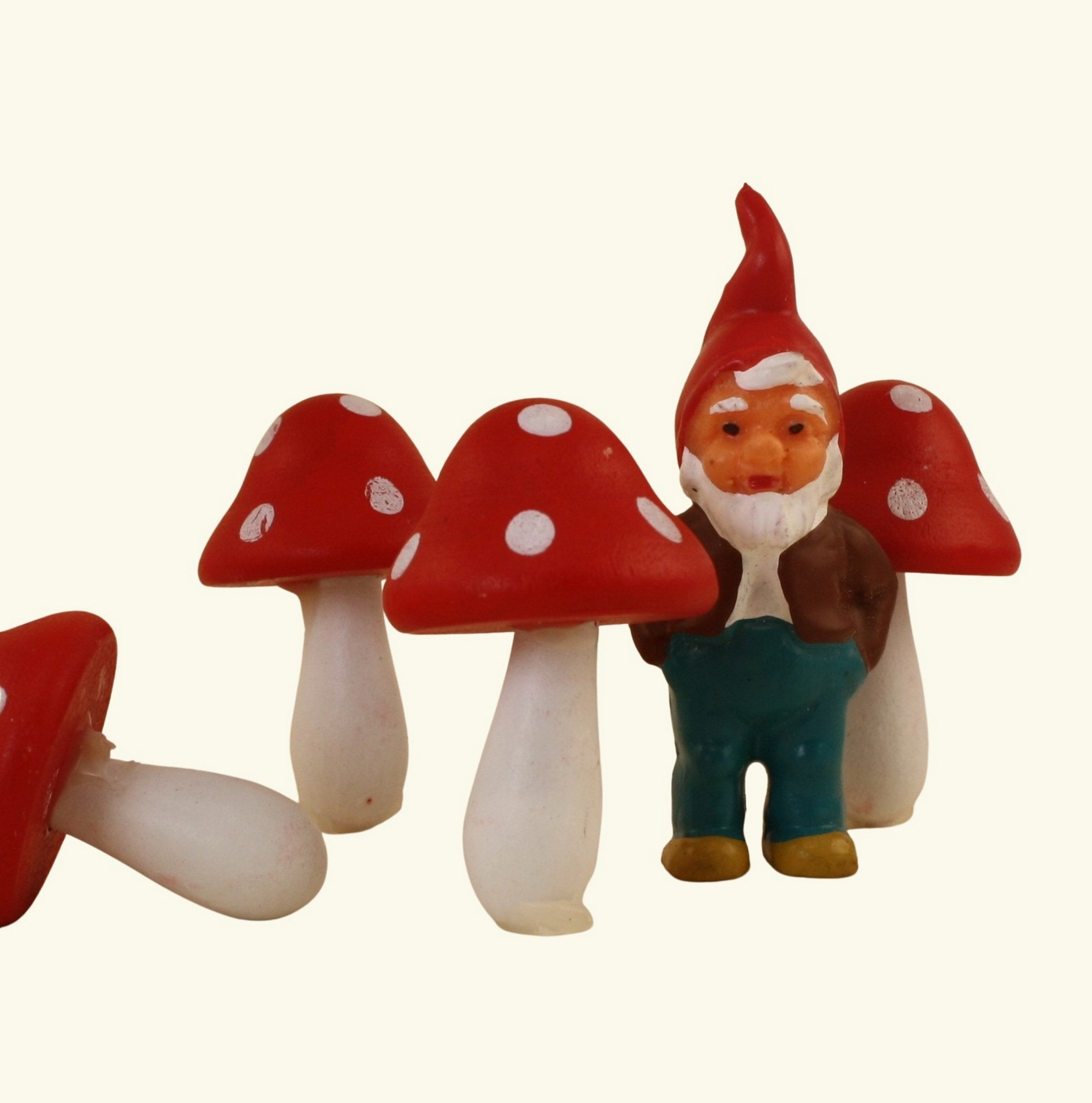 Red - Large 1.25" Wood - Hand Crafted - Mushrooms 218-0143