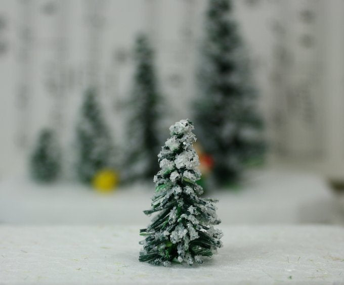 Snowy Evergreen Tree - 1" - Set of 5 - 218-0401