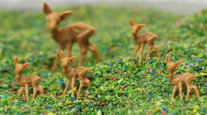 Deer - 1/2" Tall - 10 Pcs Set - 203-1005