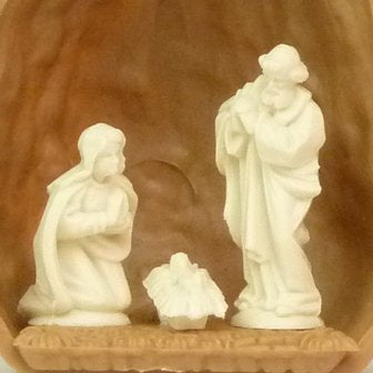 Nativity Walnut Shell - 203-3-137