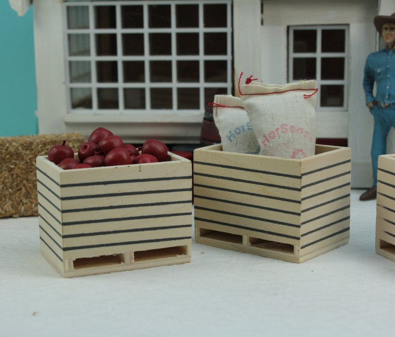 Wooden Crates - Set of 2 - 106-0611