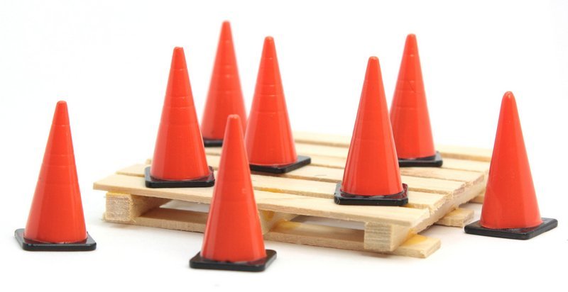 Traffic Cones - Construction Layout - G Scale - 106-17025