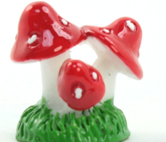 Red - Mushroom Trio- Set of 4 Pieces - 207-1203