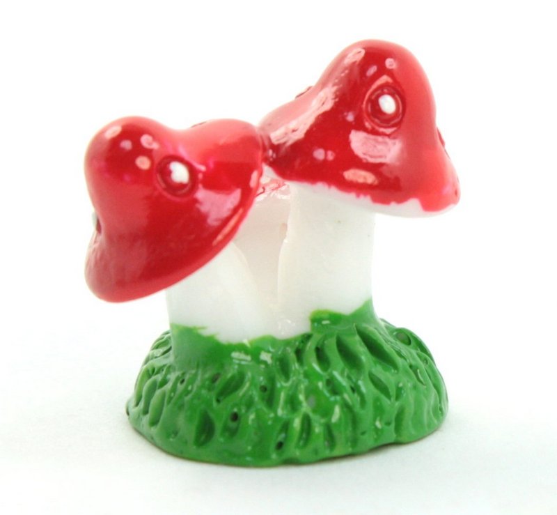 Red - Mushroom Trio- Set of 4 Pieces - 207-1203