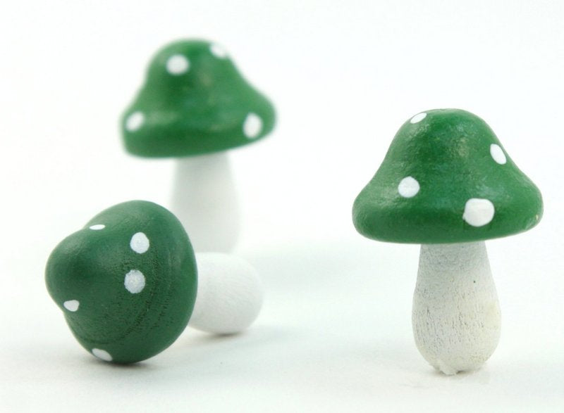 Green - Wood - Hand Crafted - 3/4" Mushrooms 218-0125